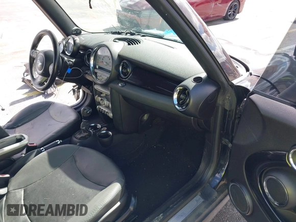 2010 MINI Convertible with VIN WMWMR3C54ATU96904, listed as a IAAI auction lot 39151247 with 109,019 mi miles and . Bid and sale history available at DreamBid. Image 5.