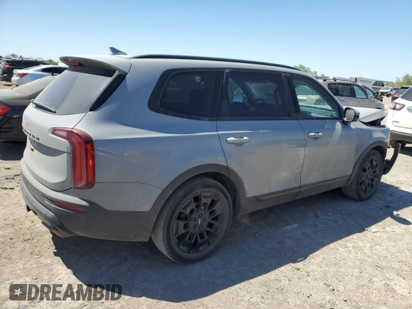 2022 Kia Telluride SX with VIN 5XYP5DHCXNG205946, listed as a Copart auction lot 49420425 with 49,287 mi miles and Salvage Title. Bid and sale history available at carsss.com. Image 3.