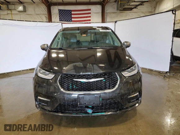 2023 Chrysler Pacifica Hybrid Limited with VIN 2C4RC1S75PR626237, listed as a Copart auction lot 60257305 with 61,864 mi miles and Salvage title. Bid and sale history available at DreamBid. Image 5.