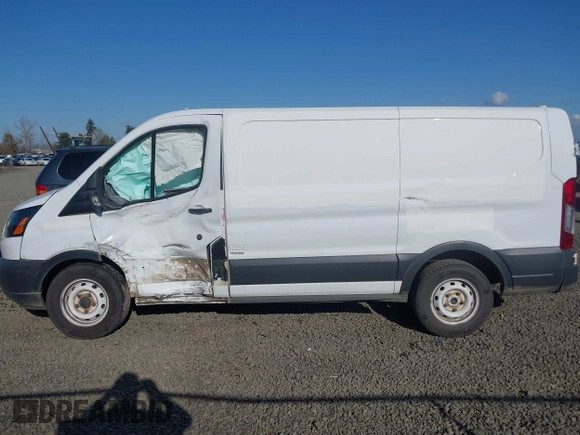 2016 Ford Transit Cargo с VIN 1FTYE1YM3GKB35425, выставлен на аукционе IAAI как лот 41700349 с пробегом 260 482 миль миль и . История ставок и продаж доступна на DreamBid. Изображение 14.