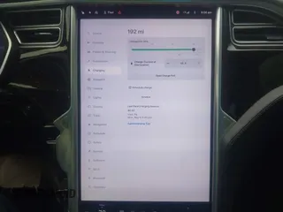 2018 Tesla Model S 75D с VIN 5YJSA1E27JF247637, выставлен на аукционе IAAI как лот 42406743 с пробегом 150 553 миль миль и . История ставок и продаж доступна на DreamBid. Изображение 17.