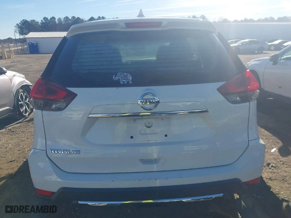 2018 Nissan Rogue S with VIN 5N1AT2MT5JC777300, listed as a IAAI auction lot 41683709 with 70,074 mi miles. Bid and sale history available at carsss.com. Image 17.
