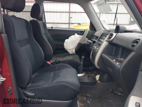 2006 Scion xB z VIN JTLKT334564111410, wystawiony jako IAAI lot #42345485 z przebiegiem 132 509 mil mil oraz . Historia ofert i sprzedaży dostępna na DreamBid. Obrazek 5.
