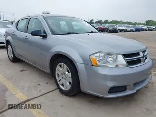 2014 Dodge Avenger SE z VIN 1C3CDZAB7EN180775, wystawiony jako IAAI lot #42170166 z przebiegiem 93 967 mil mil oraz . Historia ofert i sprzedaży dostępna na DreamBid. Obrazek 1.