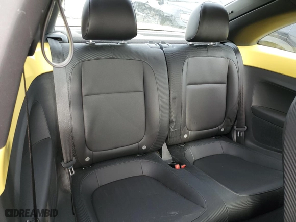 2013 Volkswagen Beetle Coupe 2.5L with VIN 3VWJX7AT1DM609289, listed as a Copart auction lot 89073355 with 0 mi miles and Salvage Title. Bid and sale history available at carsss.com. Image 10.