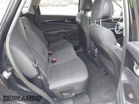 2016 Kia Sorento LX with VIN 5XYPG4A38GG107974, listed as a IAAI auction lot 42113223 with 137,346 mi miles and . Bid and sale history available at DreamBid. Image 8.