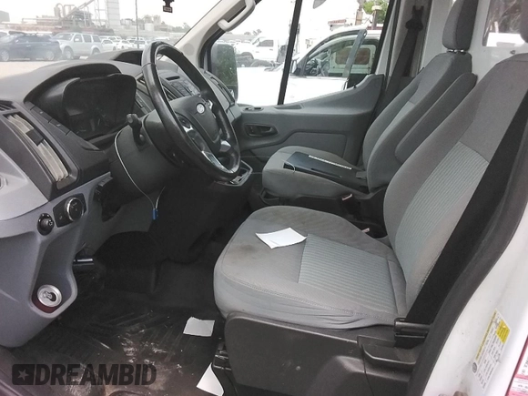 2017 Ford Transit z VIN 1FTYR2XM5HKB18929, wystawiony jako IAAI lot #42677710 z przebiegiem 133 539 mil mil oraz . Historia ofert i sprzedaży dostępna na DreamBid. Obrazek 14.