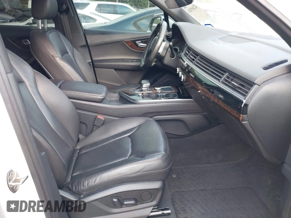 2017 Audi Q7 Premium Plus with VIN WA1LAAF71HD024553, listed as a IAAI auction lot 42165924 with Not provided miles and . Bid and sale history available at DreamBid. Image 5.