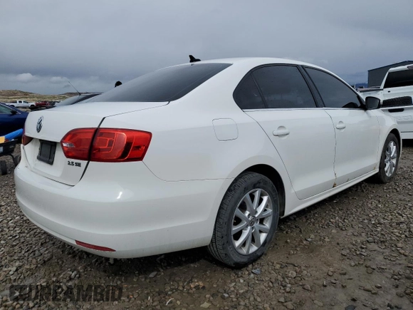 2013 Volkswagen Jetta SE with VIN 3VWDP7AJ6DM360239, listed as a Copart auction lot 47421025 with 119,596 mi miles and Salvage title. Bid and sale history available at DreamBid. Image 3.