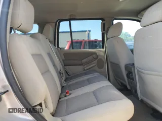 2007 Ford Explorer XLT z VIN 1FMEU73867UA47570, wystawiony jako Copart lot #56830095 z przebiegiem 207 932 mil mil oraz Szkoda całkowita • Salvage title. Historia ofert i sprzedaży dostępna na DreamBid. Obrazek 11.