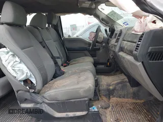 2020 Ford F-250 XL z VIN 1FT7X2A61LED41570, wystawiony jako IAAI lot #42230713 z przebiegiem 67 362 mil mil oraz . Historia ofert i sprzedaży dostępna na DreamBid. Obrazek 5.