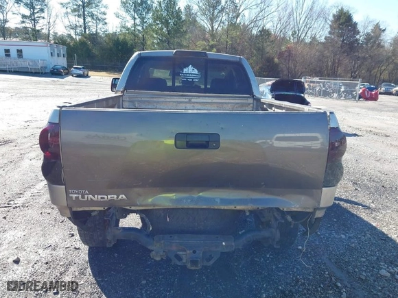 2007 Toyota Tundra SR5 with VIN 5TFRV54107X012529, listed as a IAAI auction lot 41738182 with 313,910 mi miles. Bid and sale history available at carsss.com. Image 16.