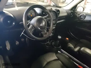 2015 MINI Cooper Countryman S with VIN WMWZC5C51FWM18945, listed as a Copart auction lot 45018755 with 135,086 mi miles and Salvage Title. Bid and sale history available at carsss.com. Image 8.