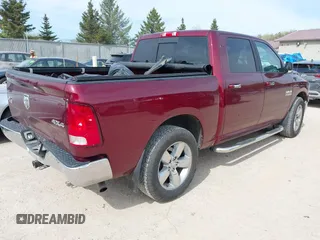 2017 Ram 1500 Big Horn z VIN 1C6RR7LG3HS641326, wystawiony jako IAAI lot #42213299 z przebiegiem 117 824 mil mil oraz . Historia ofert i sprzedaży dostępna na DreamBid. Obrazek 4.