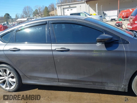 2015 Chrysler 200 S with VIN 1C3CCCBB2FN655751, listed as a IAAI auction lot 41711262 with 106,073 mi miles and . Bid and sale history available at carsss.com. Image 13.