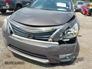 2015 Nissan Altima SV z VIN 1N4AL3AP3FC176546, wystawiony jako IAAI lot #42166808 z przebiegiem 129 203 mil mil oraz . Historia ofert i sprzedaży dostępna na DreamBid. Obrazek 6.