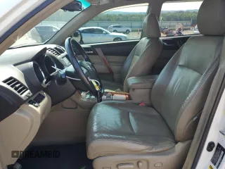 2010 Toyota Highlander Limited with VIN 5TDYK3EH8AS017561, listed as a Copart auction lot 62384975 with 141,853 mi miles and Salvage title. Bid and sale history available at DreamBid. Image 7.