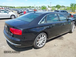 2011 Audi A8 z VIN WAURVAFD7BN026526, wystawiony jako IAAI lot #42294941 z przebiegiem 112 128 mil mil oraz . Historia ofert i sprzedaży dostępna na DreamBid. Obrazek 4.