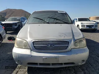 2004 Kia Sedona LX with VIN KNDUP131746573472, listed as a Copart auction lot 80593594 with 187,905 mi miles and Clean Title. Bid and sale history available at carsss.com. Image 5.