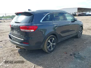 2016 Kia Sorento EX with VIN 5XYPHDA5XGG083093, listed as a IAAI auction lot 42138707 with 156,799 mi miles and . Bid and sale history available at DreamBid. Image 4.