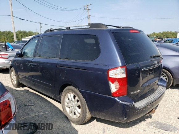 2008 Kia Sedona LX with VIN KNDMB233986199572, listed as a Copart auction lot 66668704 with 171,588 mi miles and Salvage Title. Bid and sale history available at carsss.com. Image 2.