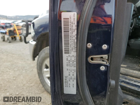 2017 Ram 2500 Tradesman z VIN 3C6UR5HJ6HG581651, wystawiony jako Copart lot #81382164 z przebiegiem 116 492 mil mil oraz Czysty tytuł • Clean title. Historia ofert i sprzedaży dostępna na DreamBid. Obrazek 12.