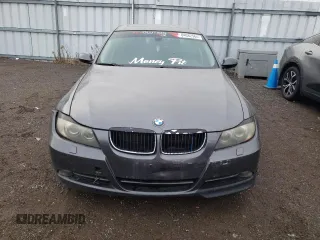 2008 BMW 3 Series 328xi z VIN WBAVC93518KZ72728, wystawiony jako Copart lot #84082564 z przebiegiem 410 050 mil mil oraz Szkoda całkowita • Salvage title. Historia ofert i sprzedaży dostępna na DreamBid. Obrazek 5.