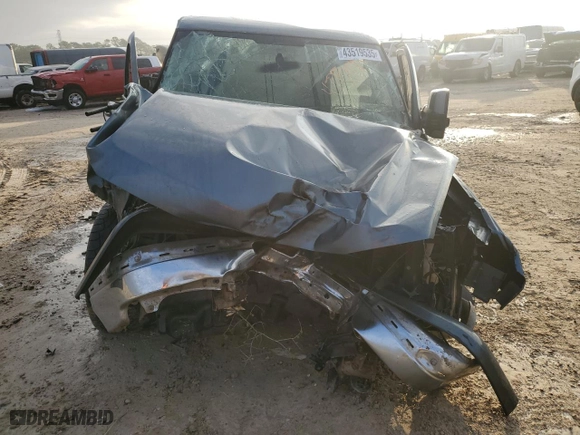 2006 Chevrolet Silverado 1500 LT1 with VIN 2GCEC19V461344655, listed as a Copart auction lot 43519535 with 0 mi miles and Salvage Title. Bid and sale history available at carsss.com. Image 5.