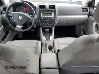 2009 Volkswagen Jetta SE z VIN 3VWRZ71K89M062050, wystawiony jako Copart lot #83973194 z przebiegiem 48 996 mil mil oraz Szkoda całkowita • Salvage title. Historia ofert i sprzedaży dostępna na DreamBid. Obrazek 8.