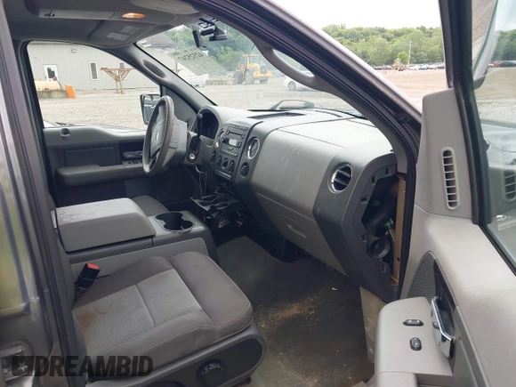 2005 Ford F-150 XLT with VIN 1FTPW145X5KC02865, listed as a IAAI auction lot 42525247 with 109,099 mi miles and . Bid and sale history available at DreamBid. Image 5.