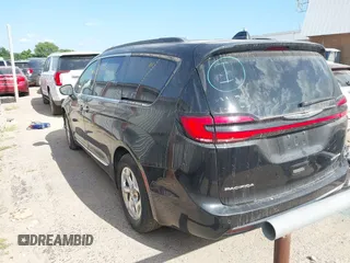 2022 Chrysler Pacifica Limited with VIN 2C4RC1GG6NR114864, listed as a IAAI auction lot 42845739 with 66,900 mi miles and . Bid and sale history available at DreamBid. Image 3.