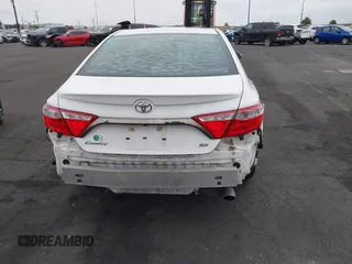 2015 Toyota Camry XLE with VIN 4T1BF1FK0FU094206, listed as a IAAI auction lot 42071968 with 110,165 mi miles. Bid and sale history available at carsss.com. Image 17.