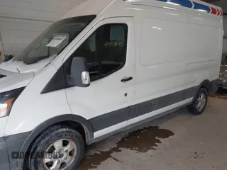 2018 Ford Transit with VIN 1FTYR2XM0JKA07145, listed as a IAAI auction lot 41498843 with 449,413 mi miles and . Bid and sale history available at DreamBid. Image 17.