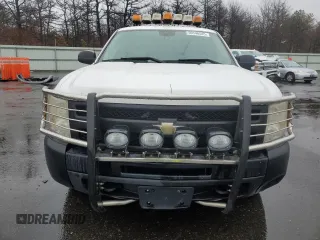 2010 Chevrolet Silverado 1500 1HY with VIN 3GCXKUEJ0AG216204, listed as a Copart auction lot 50546545 with 99,576 mi miles and Salvage Title. Bid and sale history available at DreamBid. Image 5.