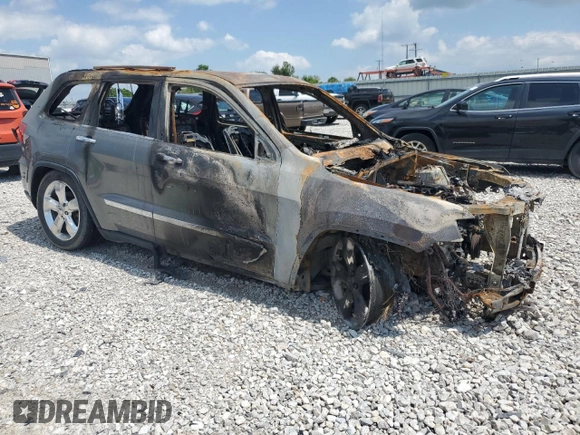 2013 Jeep Grand Cherokee Overland with VIN 1C4RJFCT1DC568100, listed as a Copart auction lot 67748514 with 0 mi miles and Non Repairable. Bid and sale history available at carsss.com. Image 4.