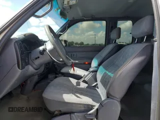 2000 Toyota Tacoma PreRunner with VIN 4TASM92N0YZ634616, listed as a Copart auction lot 64664705 with 206,314 mi miles and Clean title. Bid and sale history available at DreamBid. Image 7.
