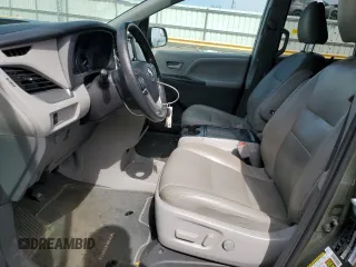 2019 Toyota Sienna LE Auto Access Seat with VIN 5TDKZ3DC8KS017634, listed as a Copart auction lot 52902315 with 109,184 mi miles and Salvage title. Bid and sale history available at DreamBid. Image 7.
