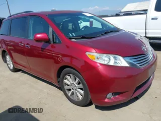 2012 Toyota Sienna XLE AAS with VIN 5TDYK3DC4CS193516, listed as a IAAI auction lot 42188284 with 239,034 mi miles. Bid and sale history available at carsss.com. Image 1.