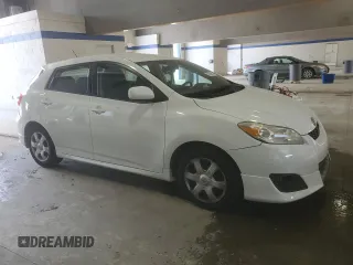 2009 Toyota Matrix S z VIN 2T1KE40E39C024034, wystawiony jako Copart lot #57873685 z przebiegiem 120 310 mil mil oraz Czysty tytuł • Clean title. Historia ofert i sprzedaży dostępna na DreamBid. Obrazek 4.