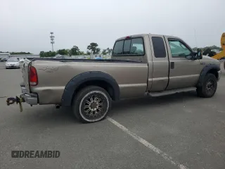 2004 Ford F-250 XL with VIN 1FTNX21L34EA81171, listed as a Copart auction lot 61242825 with 308,532 mi miles and Clean title. Bid and sale history available at DreamBid. Image 3.