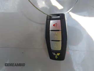 2023 Mitsubishi Outlander ES z VIN JA4J3TA89PZ021852, wystawiony jako IAAI lot #42216369 z przebiegiem 23 321 mil mil oraz . Historia ofert i sprzedaży dostępna na DreamBid. Obrazek 11.