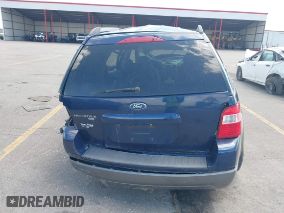 2005 Ford Freestyle SE with VIN 1FMZK041X5GA40830, listed as a IAAI auction lot 42323519 with Not provided miles and . Bid and sale history available at DreamBid. Image 17.