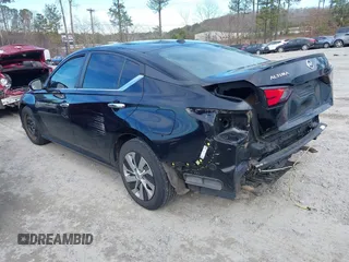 2019 Nissan Altima S with VIN 1N4BL4BV6KC243299, listed as a IAAI auction lot 41605894 with 150,108 mi miles and . Bid and sale history available at DreamBid. Image 3.