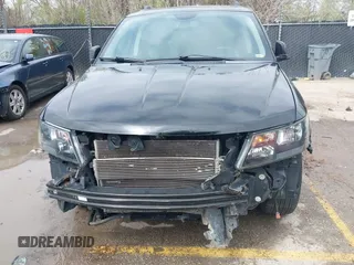 2016 Dodge Journey Crossroad Plus z VIN 3C4PDDGG7GT201047, wystawiony jako IAAI lot #41939167 z przebiegiem 140 333 mil mil oraz . Historia ofert i sprzedaży dostępna na DreamBid. Obrazek 6.