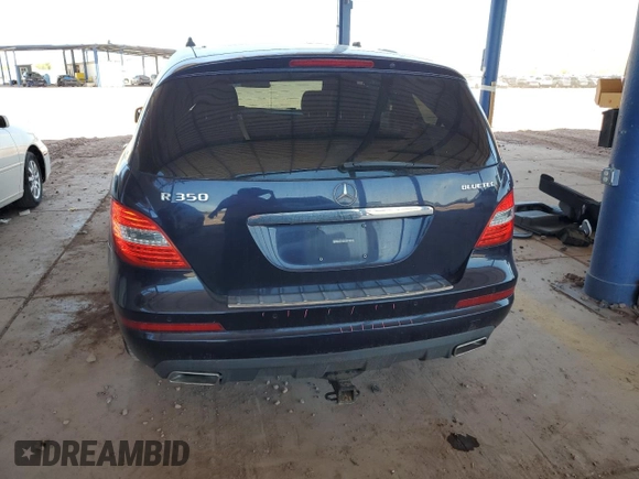 2011 Mercedes-Benz R 350 with VIN 4JGCB2FE4BA134590, listed as a Copart auction lot 61675805 with 263,118 mi miles and Salvage title. Bid and sale history available at DreamBid. Image 6.