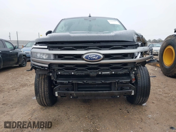 2024 Ford Expedition Max XLT with VIN 1FMJK1J88REA11459, listed as a IAAI auction lot 41201593 with 14,342 mi miles and . Bid and sale history available at DreamBid. Image 13.