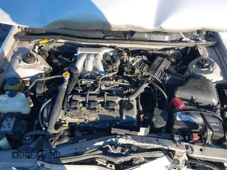 1999 Toyota Camry LE z VIN 4T1BF28K3XU931485, wystawiony jako IAAI lot #41413709 z przebiegiem 148 621 mil mil oraz . Historia ofert i sprzedaży dostępna na DreamBid. Obrazek 10.