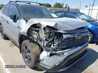 2021 Toyota RAV4 Hybrid XSE with VIN 4T3E6RFV6MU040399, listed as a IAAI auction lot 42020866 with 46,593 mi miles and . Bid and sale history available at DreamBid. Image 6.