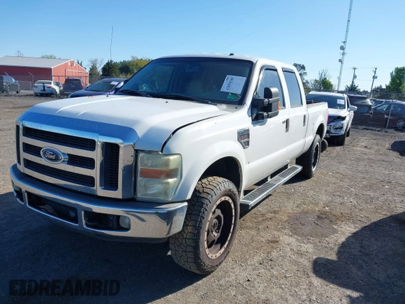 2008 Ford Super Duty F-250 SRW XL with VIN 1FTSW21R88ED53164, listed as a IAAI auction lot 42054260 with 357,550 mi miles. Bid and sale history available at carsss.com. Image 2.