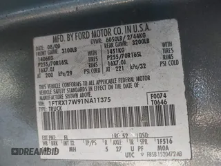 2001 Ford F-150 XL z VIN 1FTRX17W91NA11375, wystawiony jako IAAI lot #41399932 z przebiegiem Nie podano mil oraz . Historia ofert i sprzedaży dostępna na DreamBid. Obrazek 9.